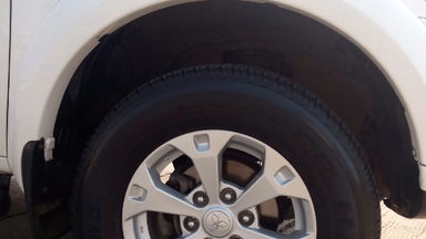 2015 Mitsubishi Pajero Sport Dakar - Mulus lanngsung pakai (s-6) 2015 Mitsubishi Pajero Sport Dakar - Mulus lanngsung pakai (s-6)
