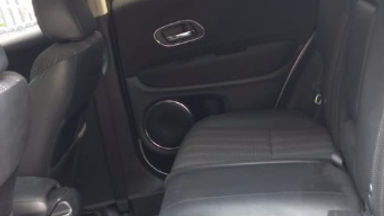 2015 Honda HR-V E - Harga Nego (s-6) 2015 Honda HR-V E - Harga Nego (s-6)