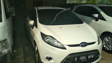 2012 Ford Fiesta s - Mobil siap pakai (s-0) 2012 Ford Fiesta s - Mobil siap pakai (s-0)