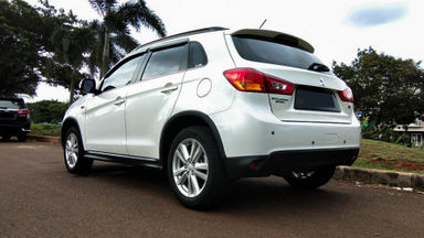 2015 Mitsubishi Outlander PX - Mobil Pilihan (s-2) 2015 Mitsubishi Outlander PX - Mobil Pilihan (s-2)