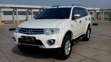 2015 Mitsubishi Pajero Sport Dakar - Mulus lanngsung pakai (s-2) 2015 Mitsubishi Pajero Sport Dakar - Mulus lanngsung pakai (s-2)