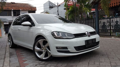 2013 Volkswagen Golf MK 7 CBU Automatic - Sangat Terawat dan Bagus Pasti Puas (s-5) 2013 Volkswagen Golf MK 7 CBU Automatic - Sangat Terawat dan Bagus Pasti Puas (s-5)