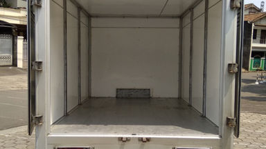 2013 Mitsubishi L 300 Box - siap jalan Surat Lengkap (s-4) 2013 Mitsubishi L 300 Box - siap jalan Surat Lengkap (s-4)