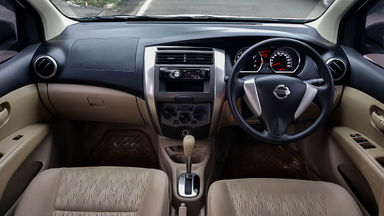 2016 Nissan Grand Livina XV - Mobil Pilihan (s-5) 2016 Nissan Grand Livina XV - Mobil Pilihan (s-5)