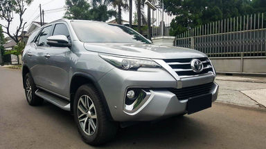 2017 Toyota Fortuner VRZ 2.4 - Mobil Pilihan 2017 Toyota Fortuner VRZ 2.4 - Mobil Pilihan