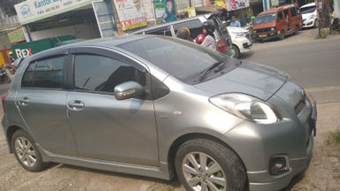 2012 Toyota Yaris e - Good Condition (s-2) 2012 Toyota Yaris e - Good Condition (s-2)