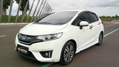 2014 Honda Jazz 1.5 RS - Barang Mulus 2014 Honda Jazz 1.5 RS - Barang Mulus