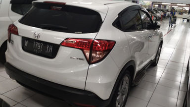 2016 Honda HR-V E - Istimewa (s-3) 2016 Honda HR-V E - Istimewa (s-3)