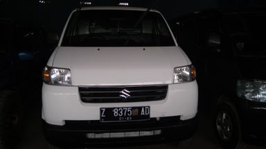 2015 Suzuki Mega Carry . - Siap Pakai (s-2) 2015 Suzuki Mega Carry . - Siap Pakai (s-2)