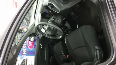 2014 Honda Mobilio RS - Terawat Siap Pakai (s-3) 2014 Honda Mobilio RS - Terawat Siap Pakai (s-3)