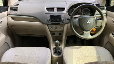 2015 Suzuki Ertiga GL Manual - Full Orisinal Seperti Baru (s-6) 2015 Suzuki Ertiga GL Manual - Full Orisinal Seperti Baru (s-6)
