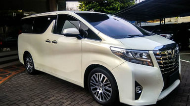 2015 Toyota Alphard G 2.4 AT - Mobil Pilihan (s-2) 2015 Toyota Alphard G 2.4 AT - Mobil Pilihan (s-2)
