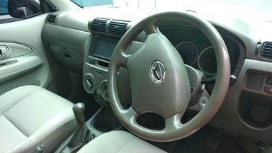 2009 Daihatsu Xenia XI - mulus terawat, kondisi OK (s-4) 2009 Daihatsu Xenia XI - mulus terawat, kondisi OK (s-4)