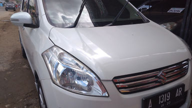 2014 Suzuki Ertiga GL AT - Fitur Mobil Lengkap (s-0) 2014 Suzuki Ertiga GL AT - Fitur Mobil Lengkap (s-0)