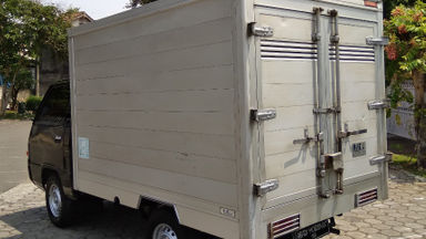 2013 Mitsubishi L 300 Box - siap jalan Surat Lengkap (s-3) 2013 Mitsubishi L 300 Box - siap jalan Surat Lengkap (s-3)