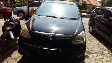 2011 Toyota Kijang Innova G 2.5 - Barang Cakep (s-0) 2011 Toyota Kijang Innova G 2.5 - Barang Cakep (s-0)