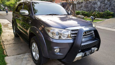 2009 Toyota Fortuner G - Barang Mulus Siap Pakai (s-1) 2009 Toyota Fortuner G - Barang Mulus Siap Pakai (s-1)