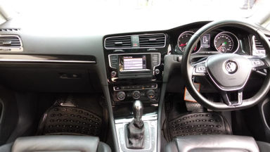 2013 Volkswagen Golf MK 7 CBU Automatic - Sangat Terawat dan Bagus Pasti Puas (s-9) 2013 Volkswagen Golf MK 7 CBU Automatic - Sangat Terawat dan Bagus Pasti Puas (s-9)