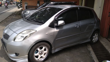 2007 Toyota Yaris . - Siap Pakai (s-0) 2007 Toyota Yaris . - Siap Pakai (s-0)