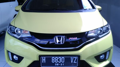 2016 Honda Jazz RS - Istimewa (s-1) 2016 Honda Jazz RS - Istimewa (s-1)