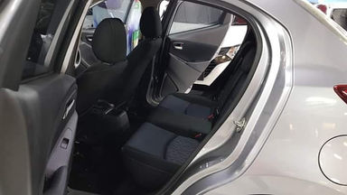 2014 Mazda 2 1.5 R - Istimewa Siap Pakai (s-1) 2014 Mazda 2 1.5 R - Istimewa Siap Pakai (s-1)