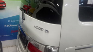 2015 Daihatsu Luxio X - Harga Menarik Antik Mulus Terawat (s-3) 2015 Daihatsu Luxio X - Harga Menarik Antik Mulus Terawat (s-3)