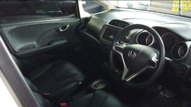 2012 Honda Jazz RS 1.5 AT Putih - Body Mulus Harga Menarik (s-6) 2012 Honda Jazz RS 1.5 AT Putih - Body Mulus Harga Menarik (s-6)
