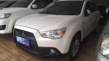 2013 Mitsubishi Outlander GLS Sport Automatic - Kondisi Istimewa Langsung Tancap Gas (s-0) 2013 Mitsubishi Outlander GLS Sport Automatic - Kondisi Istimewa Langsung Tancap Gas (s-0)