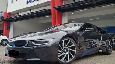 2015 BMW i i8 HYBRID - Kondisi Istimewa (s-0) 2015 BMW i i8 HYBRID - Kondisi Istimewa (s-0)