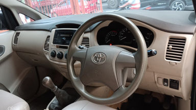 2014 Toyota Kijang Innova E Plus - Grill Besar Like New (s-9) 2014 Toyota Kijang Innova E Plus - Grill Besar Like New (s-9)