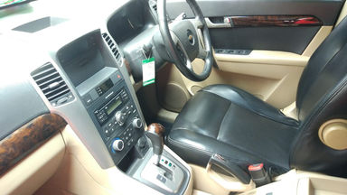 2004 Chevrolet Captiva AT - Kondisi Mulus Terawat (s-2) 2004 Chevrolet Captiva AT - Kondisi Mulus Terawat (s-2)