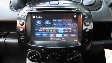 2012 Mazda 2 HB S 1.5 - Bekas Berkualitas (s-6) 2012 Mazda 2 HB S 1.5 - Bekas Berkualitas (s-6)