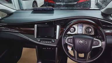 2017 Toyota Kijang Innova Venturer - Harga Istimewa (s-5) 2017 Toyota Kijang Innova Venturer - Harga Istimewa (s-5)