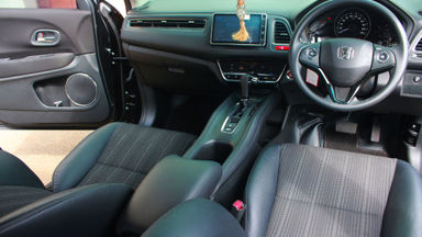 2018 Honda HR-V MUGEN E CVT - jarang pakai (s-5) 2018 Honda HR-V MUGEN E CVT - jarang pakai (s-5)