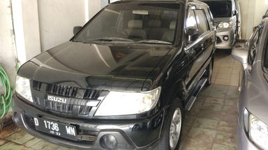 2013 Isuzu Panther LM Turbo 2.5 - Kondisi Istimewa Siap Pakai (s-0) 2013 Isuzu Panther LM Turbo 2.5 - Kondisi Istimewa Siap Pakai (s-0)