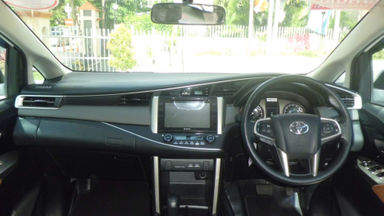 2016 Toyota Kijang Innova V lux - Sangat Istimewa Seperti Baru (s-4) 2016 Toyota Kijang Innova V lux - Sangat Istimewa Seperti Baru (s-4)