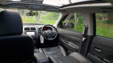 2016 Mitsubishi Outlander PX - Pemakaian 2017 - Pajak Jan 2020 Panjang - KM 13RB record (s-7) 2016 Mitsubishi Outlander PX - Pemakaian 2017 - Pajak Jan 2020 Panjang - KM 13RB record (s-7)