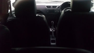 2014 Suzuki Swift GX - Bekas Berkualitas (s-1) 2014 Suzuki Swift GX - Bekas Berkualitas (s-1)