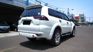 2013 Mitsubishi Pajero Dakar - Mobil Pilihan (s-2) 2013 Mitsubishi Pajero Dakar - Mobil Pilihan (s-2)