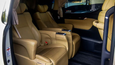 2015 Toyota Alphard G 2.4 AT - Mobil Pilihan (s-5) 2015 Toyota Alphard G 2.4 AT - Mobil Pilihan (s-5)