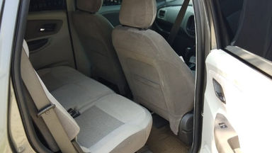 2013 Chevrolet Spin LTZ - Kondisi mulus tinggal pakai (s-7) 2013 Chevrolet Spin LTZ - Kondisi mulus tinggal pakai (s-7)