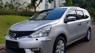 2014 Nissan Grand Livina 1.5 SV - Terawat (s-0) 2014 Nissan Grand Livina 1.5 SV - Terawat (s-0)