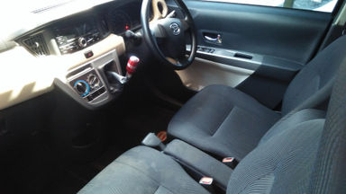 2016 Daihatsu Sigra R vvti - kondisi bagus (s-4) 2016 Daihatsu Sigra R vvti - kondisi bagus (s-4)