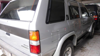 2003 Nissan Terrano 2.4 - Mulus Siap Pakai (s-2) 2003 Nissan Terrano 2.4 - Mulus Siap Pakai (s-2)