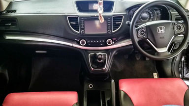 2015 Honda CR-V 2.0 - Mobil Pilihan (s-4) 2015 Honda CR-V 2.0 - Mobil Pilihan (s-4)