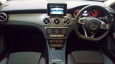 2018 Mercedes Benz CLA 200 Sport AMG - Km Rendah (s-4) 2018 Mercedes Benz CLA 200 Sport AMG - Km Rendah (s-4)
