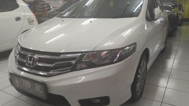 2013 Honda City E AT - Kondisi Istimewa (s-0) 2013 Honda City E AT - Kondisi Istimewa (s-0)