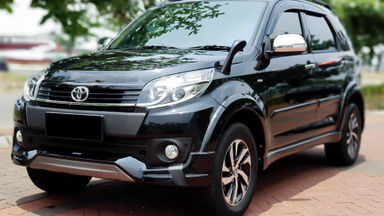 2016 Toyota Rush TRD Sportivo - Mobil Pilihan (s-0) 2016 Toyota Rush TRD Sportivo - Mobil Pilihan (s-0)