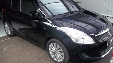 2014 Suzuki Swift GX - Bekas Berkualitas (s-7) 2014 Suzuki Swift GX - Bekas Berkualitas (s-7)