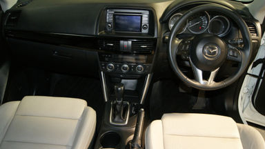 2014 Mazda CX-5 GT Matic - Low KM seperti baru (s-9) 2014 Mazda CX-5 GT Matic - Low KM seperti baru (s-9)